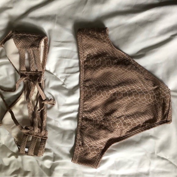 Animal print bikini - Picture 3 of 5